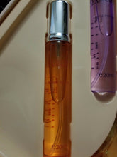 Load image into Gallery viewer, Sex in the City KISS / FEELINGS 4 Pc 6 Pc EDP Eau de Parfum Gift Set for Women - Perfume Gallery