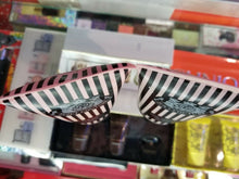 Load image into Gallery viewer, Juicy Couture 4.2oz / 125 ml Body Sorbet / Sorber Or Frothy Shower Gel / Douche - Perfume Gallery