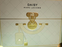 Load image into Gallery viewer, Marc Jacobs Daisy for Women 3.4 oz EDT Spray 5.1 oz Lotion .33 EDT 3 PC Gift Set - Perfume Gallery