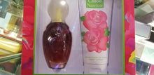 Load image into Gallery viewer, CHLOE NARCISSE Lagerfeld women 3.3 oz / 3.4 oz EDT 6.7 oz 200 ml Lotion GIFT SET - Perfume Gallery