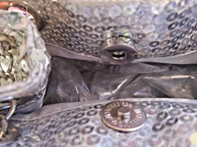 Load image into Gallery viewer, HOT Woman Cross Body Shoulder Chain Link Tassel Handbag Bag for Girls Women NEW - Perfume Gallery