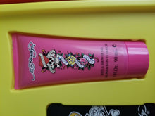 Load image into Gallery viewer, Ed Hardy by ED HARDY 5 Piece EDP GIFT SET for Women SPRAY LOTION GEL * NEW BOX * - Perfume Gallery