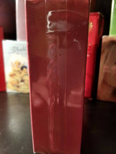 Load image into Gallery viewer, Realities Perfume by Realities 3.4 oz Eau de Perfume Spray for Women NEW IN BOX - Perfume Gallery