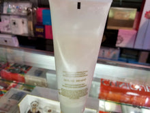 Load image into Gallery viewer, White Diamonds Perfumed Body Lotion Pour le Corps 3.3 oz 100 ml for Her Women - Perfume Gallery