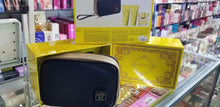 Load image into Gallery viewer, Versace Yellow Diamond Women 4 piece EDT Gift Set Spray Lotion Gel w BAG RARE