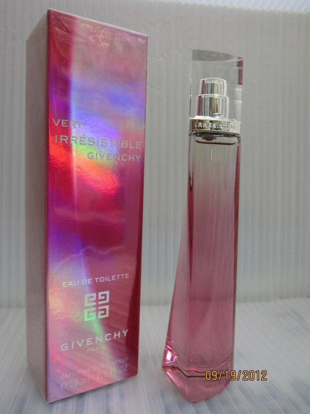 GIVENCHY VERY IRRESISTIBLE 1.7 fl oz / 50 ml Eau de Toilette RARE SEALED IN BOX