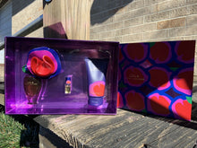 Load image into Gallery viewer, Lola by Marc Jacobs 3 Piece EDP Pc GIFT SET 1.7 5.1 .10 oz / 50 150 3ml + Lotion - Perfume Gallery
