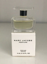 Load image into Gallery viewer, Marc Jacobs Perfume for Women 0.13 oz / 4 ml Eau De Parfum Mini in Box for Her - Perfume Gallery