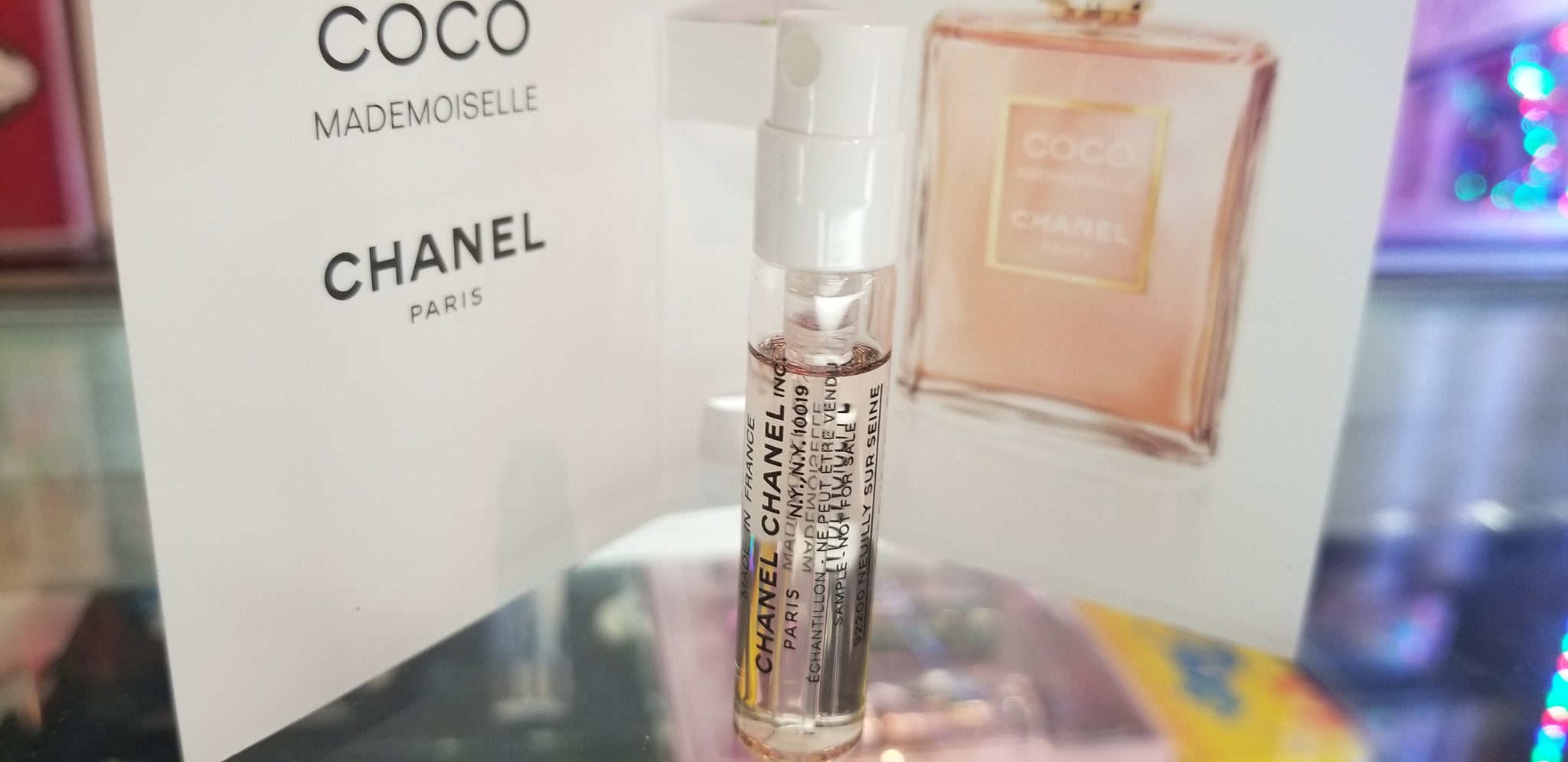 Coco Mademoiselle Chanel Eau de Parfum 2 ml 0.06 oz New in Vial Card f –  Perfume Gallery