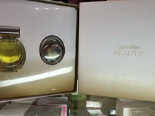 Load image into Gallery viewer, Calvin Klein CK Beauty 2 pc EDP GIFT SET EDP Spray + Solid Perfume Purse Charm - Perfume Gallery
