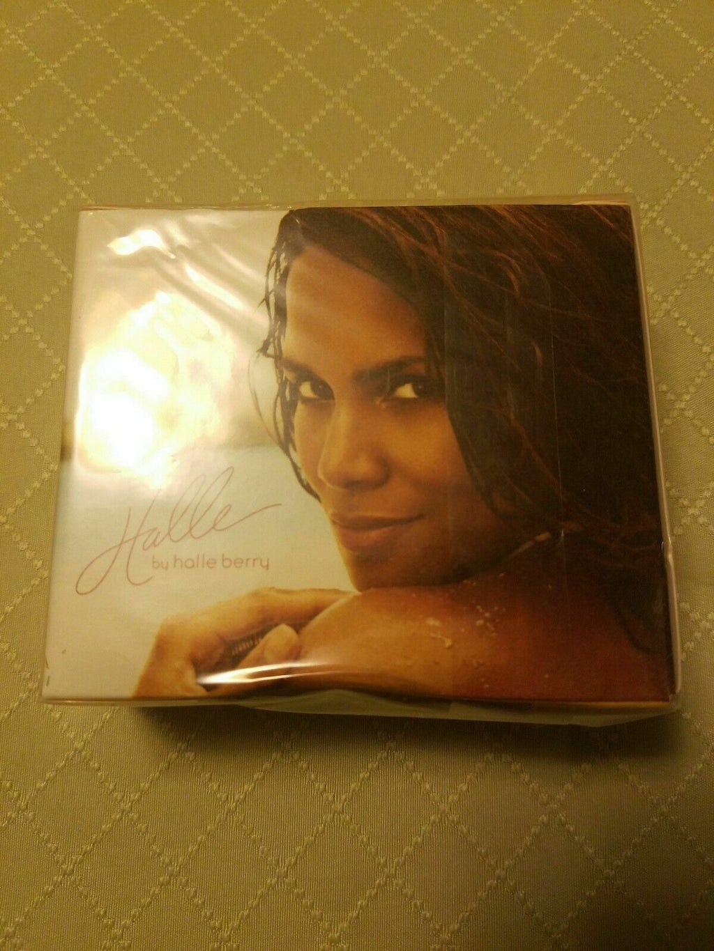 HALLE by Halle Berry 1 1.7 3.4 oz / 30 50 100 ml Eau de Parfum EDP Women Her NEW - Perfume Gallery