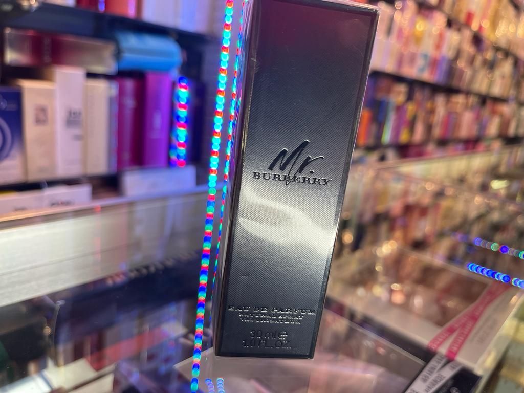 Mr Burberry for Men 1 oz 30 ml EDP Eau De Parfum Spray for Him NEW IN SEALED BOX