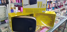 Load image into Gallery viewer, Versace Yellow Diamond Women 4 piece EDT Gift Set Spray Lotion Gel w BAG RARE
